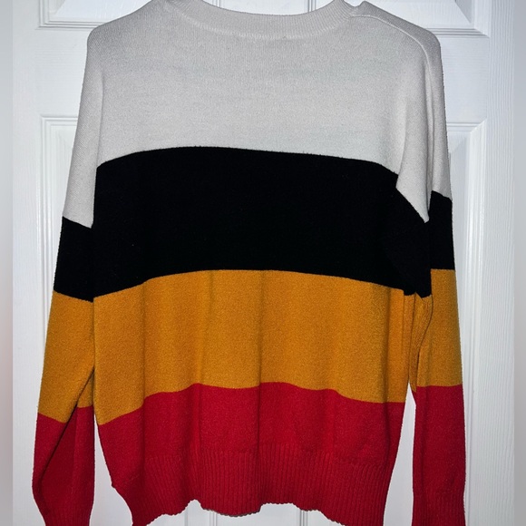 Sweater - Picture 2 of 2